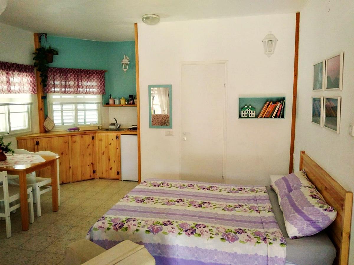 Jordan Valley One Room Apartment Menahemya Экстерьер фото